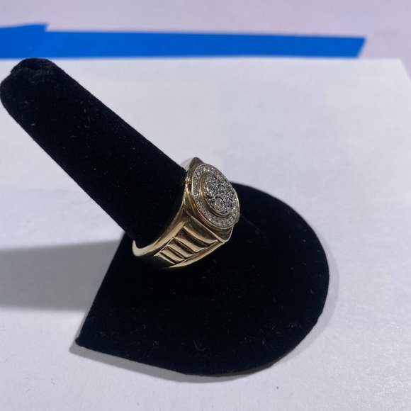 Mens 0.46 ctw Diamond Circle Shaped Ring 10k yg size 10 - Picture 2 of 5